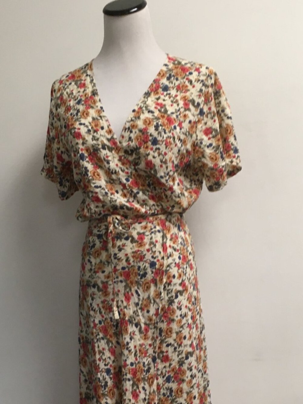 AUGUSTE the label rose floral maxi dress wrap around feminine 6 short sleeve - Picture 4 of 10